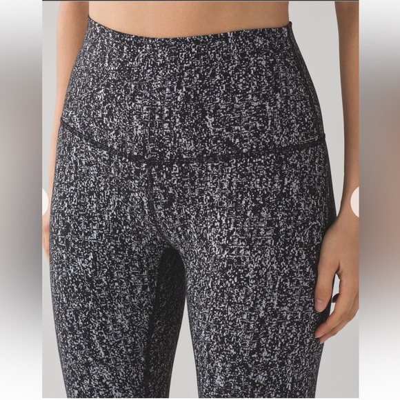 Lululemon Wunder Under Pants Hi-Rise. Luon Suited Jacquard White Size 4 - Picture 3 of 12